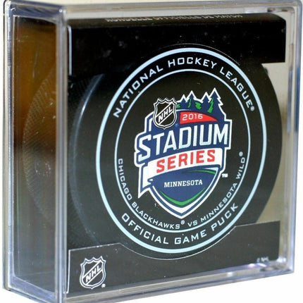 2016 STADIUM SERIES Chicago Blackhawks vs Minnesota Wild MINNESOTA NHL Team Sher-Wood Official Ice Hockey Game Puck IN CUBE